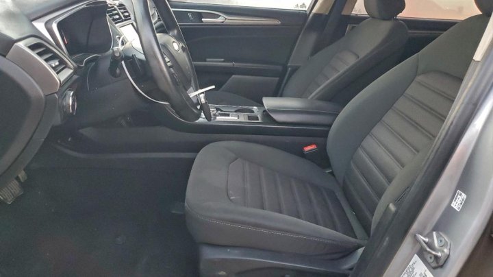 Ford FUSION  2020