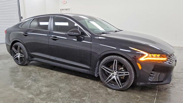 KIA K5  2021
