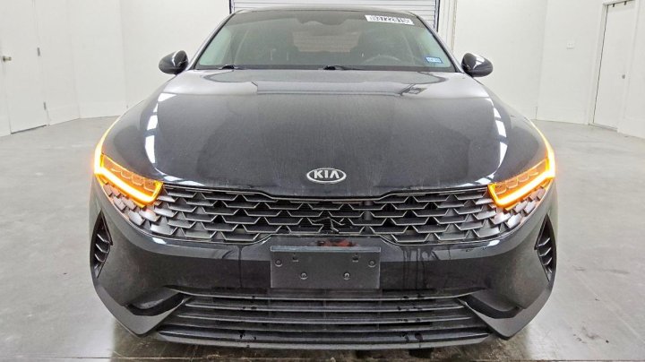KIA K5  2021