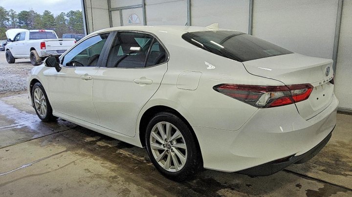 Toyota Camry  2024
