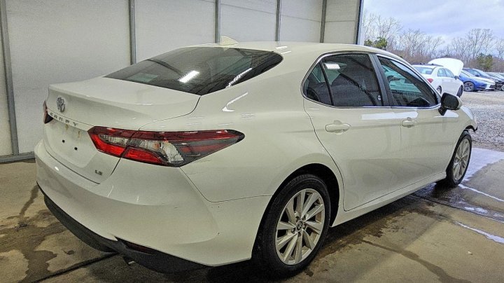 Toyota Camry  2024