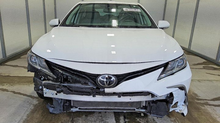 Toyota Camry  2024
