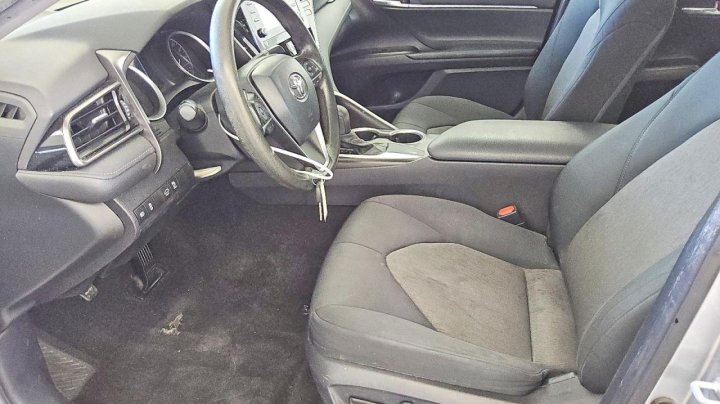 Toyota Camry  2021