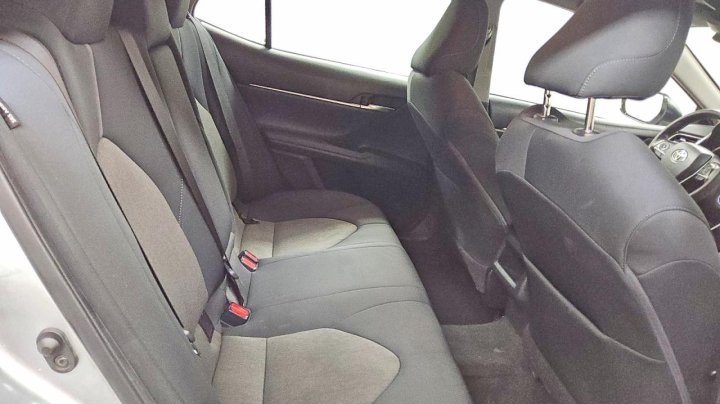 Toyota Camry  2021