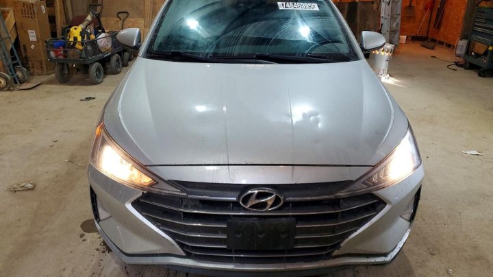 Hyundai Elantra  2019