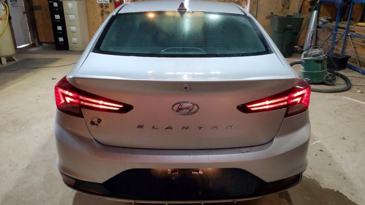 Hyundai Elantra  2019