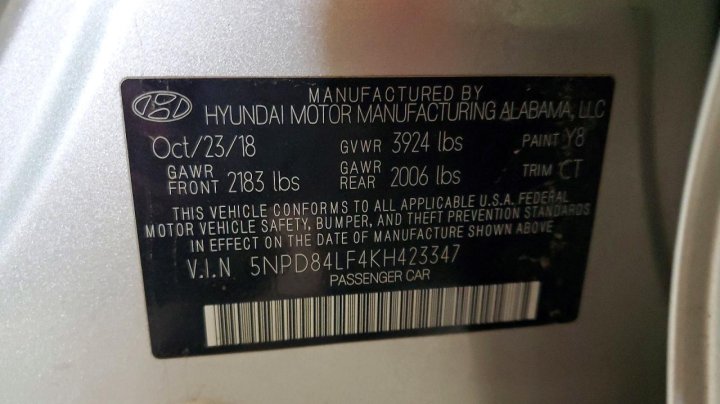Hyundai Elantra  2019
