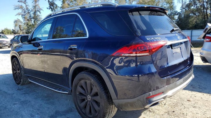 Mercedes-Benz GLE  2020