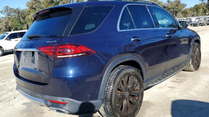Mercedes-Benz GLE  2020