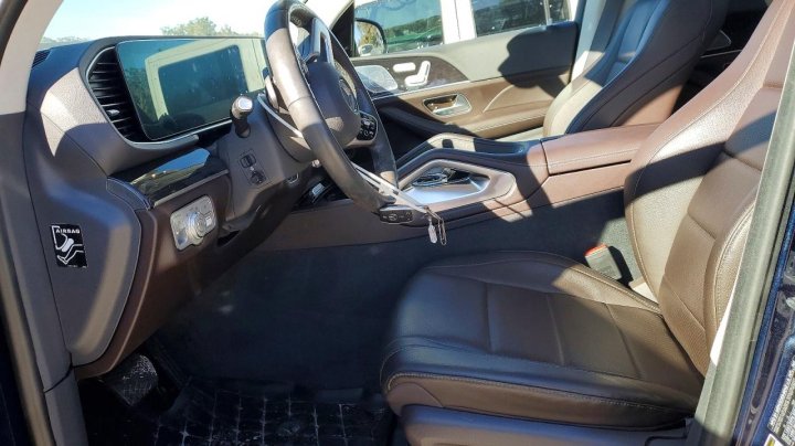 Mercedes-Benz GLE  2020