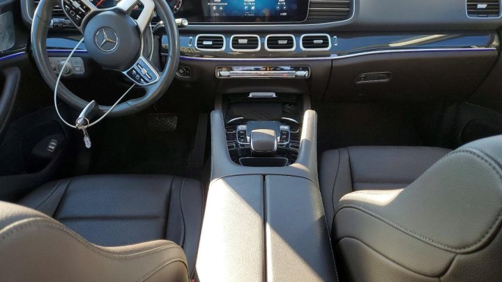 Mercedes-Benz GLE  2020