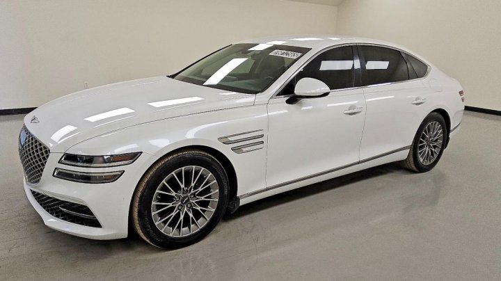 Genesis G80  2021