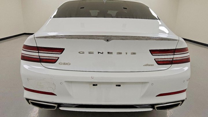 Genesis G80  2021