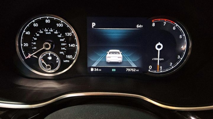 Genesis G80  2021
