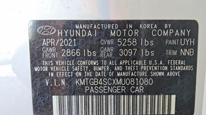 Genesis G80  2021