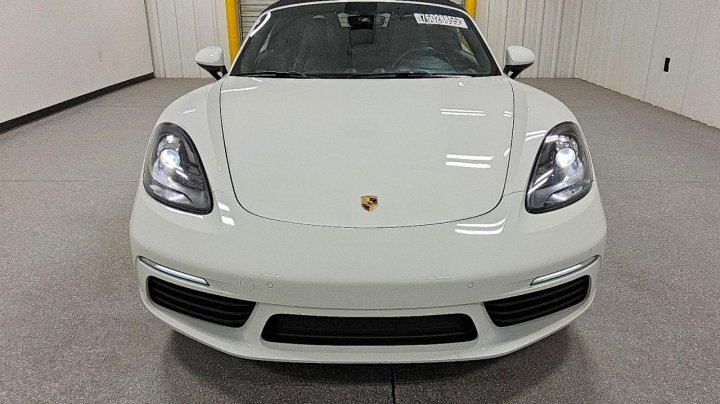 Porsche Boxster  2019