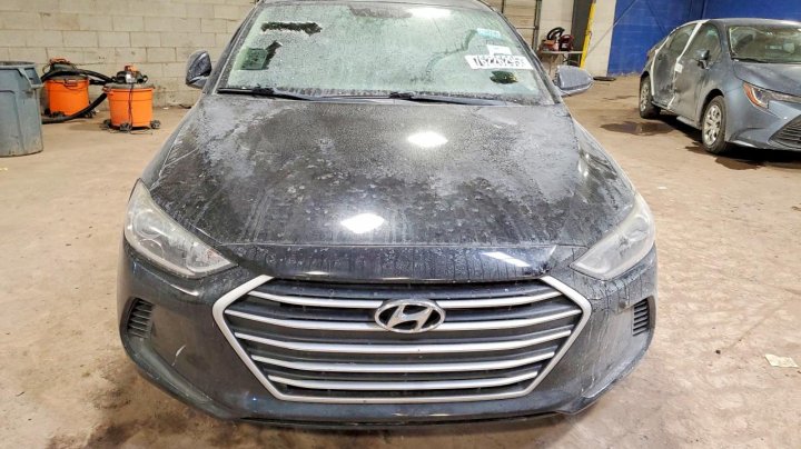 Hyundai Elantra  2018