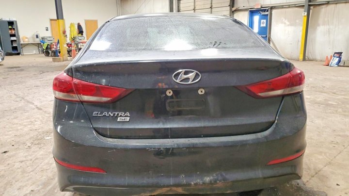 Hyundai Elantra  2018