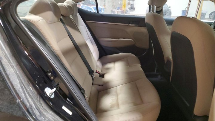 Hyundai Elantra  2018