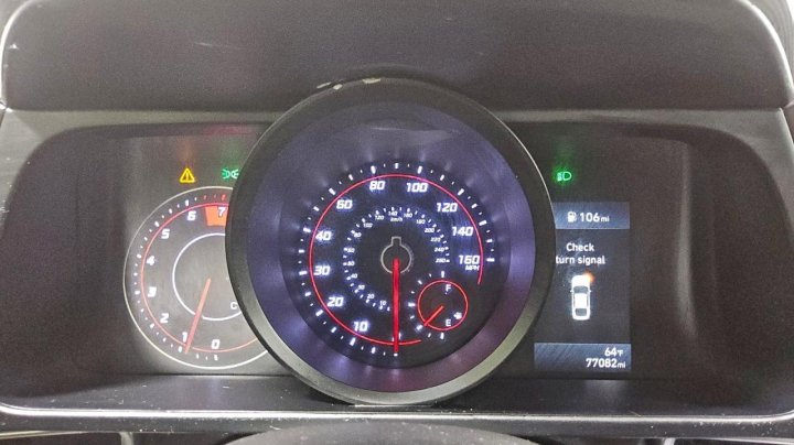 Hyundai Elantra  2021