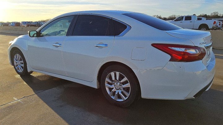 Nissan Altima  2018