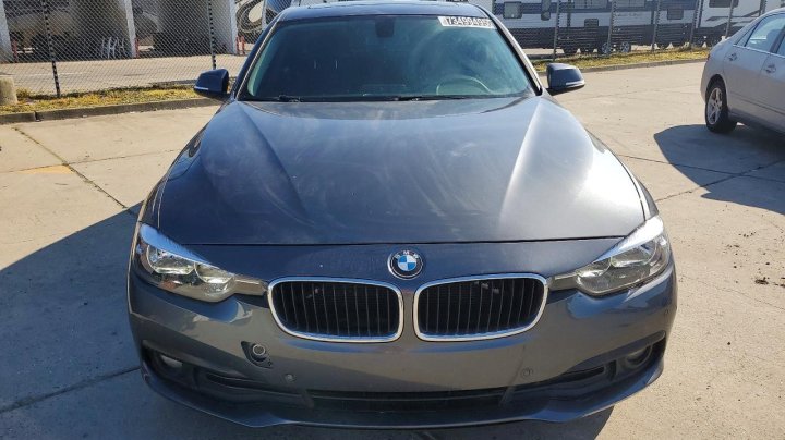 BMW 320  2017