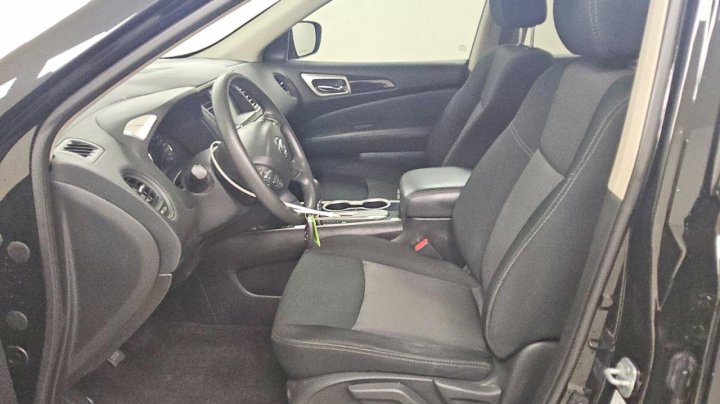 Nissan Pathfinder  2018