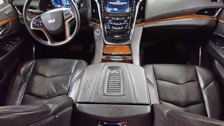 Cadillac Escalade  2018