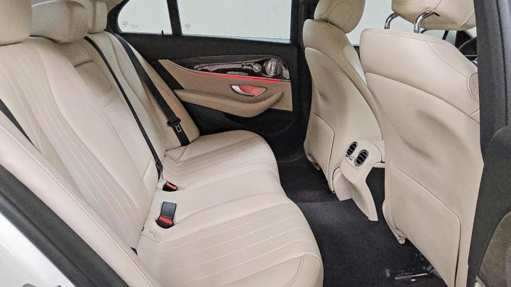 Mercedes-Benz E  2017