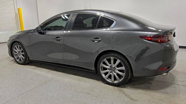 Mazda 3  2021