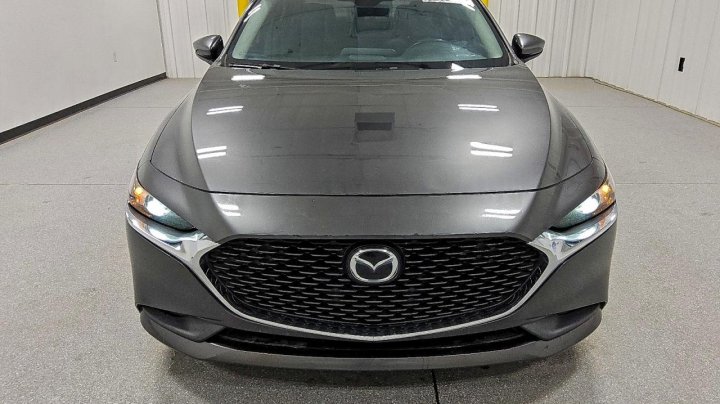Mazda 3  2021