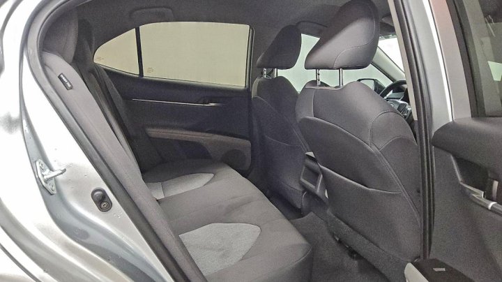 Toyota Camry  2021