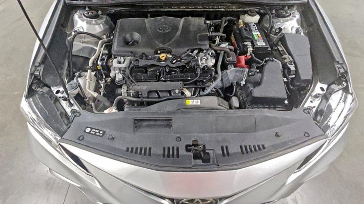 Toyota Camry  2021