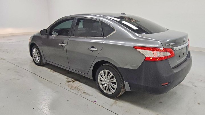 Nissan Sentra  2015