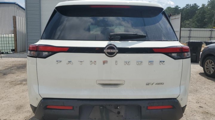 Nissan Pathfinder  2022