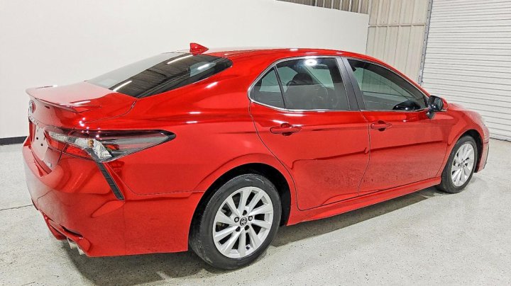 Toyota Camry  2024