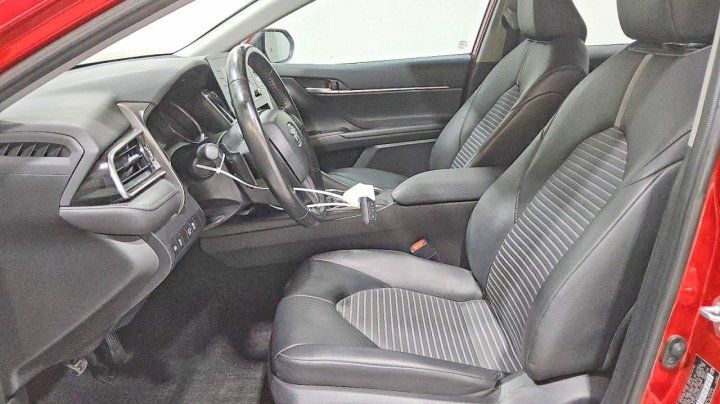 Toyota Camry  2024