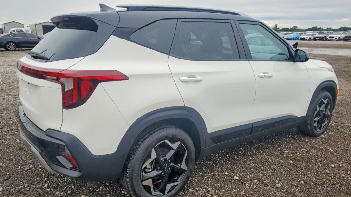 KIA Seltos  2025