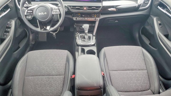 KIA Seltos  2025