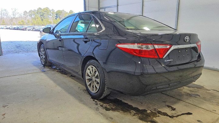 Toyota Camry  2017