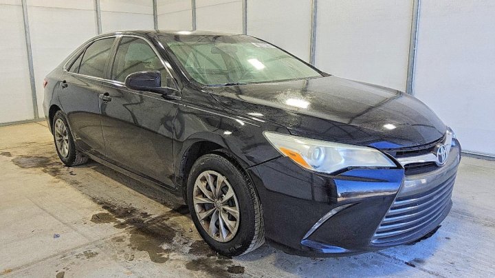 Toyota Camry  2017