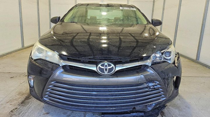 Toyota Camry  2017