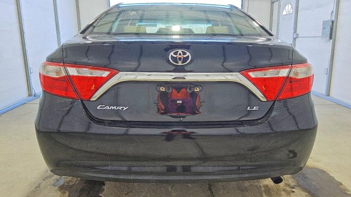 Toyota Camry  2017