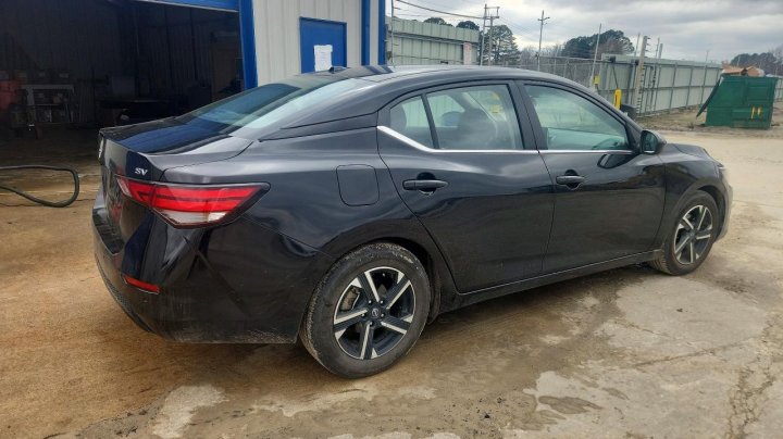 Nissan Sentra  2024
