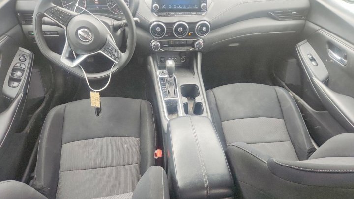 Nissan Sentra  2024