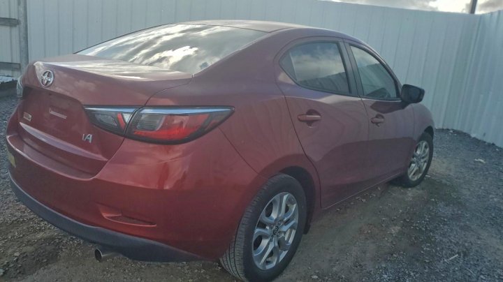 SCION IA  2016