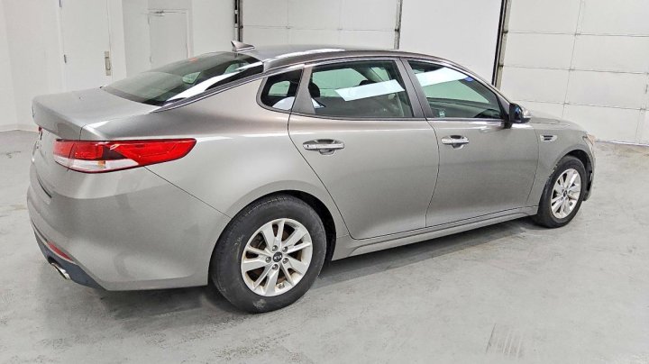 KIA Optima  2017