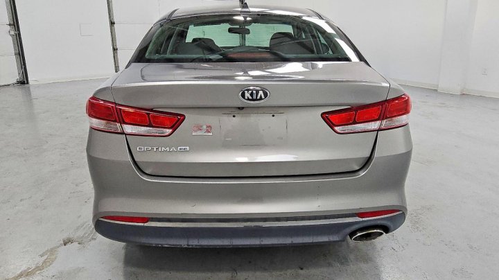 KIA Optima  2017
