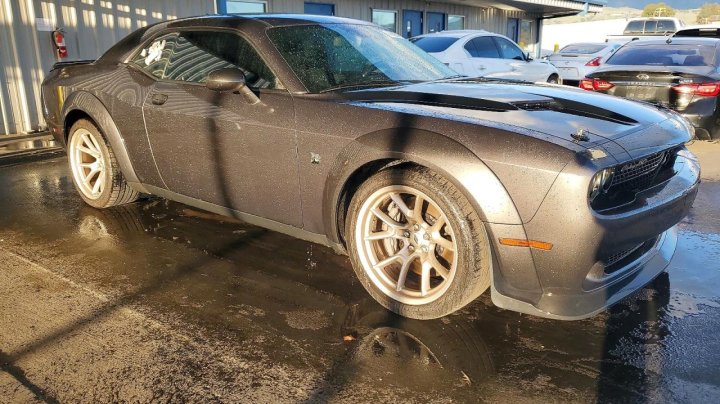 Dodge Challenger  2020