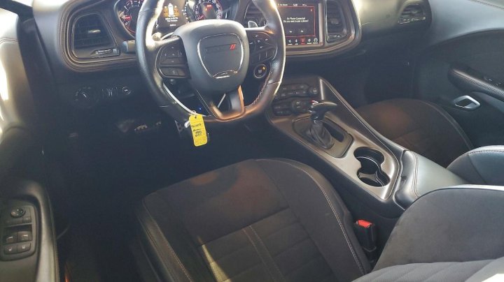Dodge Challenger  2020